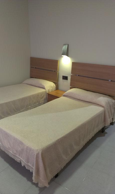Hostal Bisbal Only Adults No Ac Valencia Rum bild
