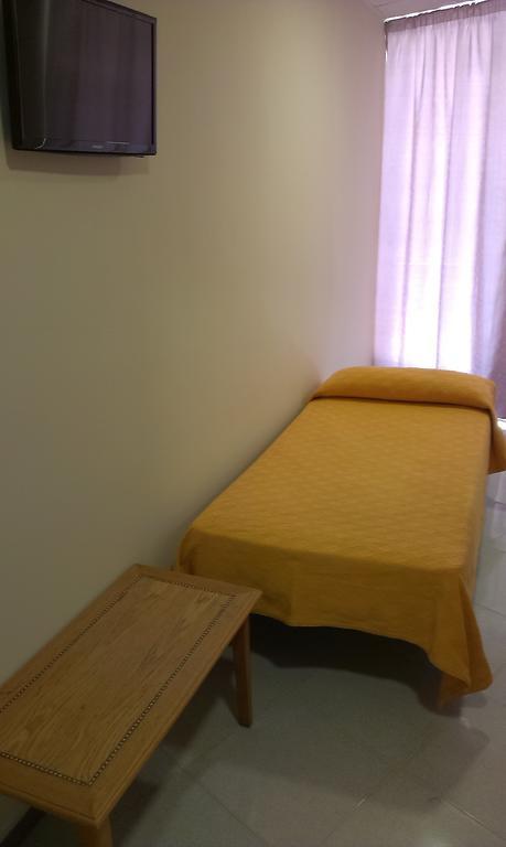 Hostal Bisbal Only Adults No Ac Valencia Rum bild